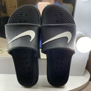 nike slide on shoes